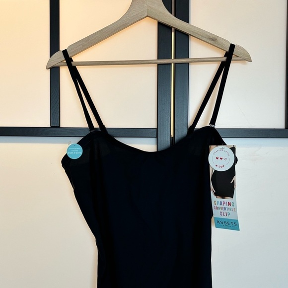 SPANX assets shaping convertible slip. Size 1X. Black. NWT - Picture 3 of 15